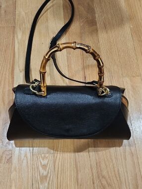 Divina Firenze Black Shoulder Bag with Bamboo Top Handle